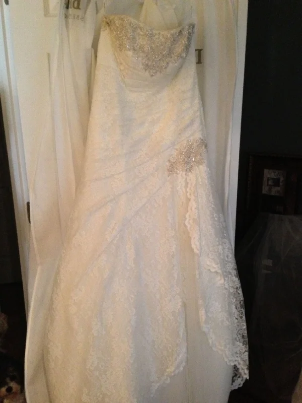 Epic Deals David's Bridal David's Bridal YP3344 Size 2