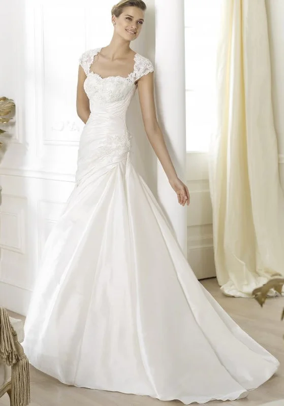 Incredible Offers Pronovias Lessen