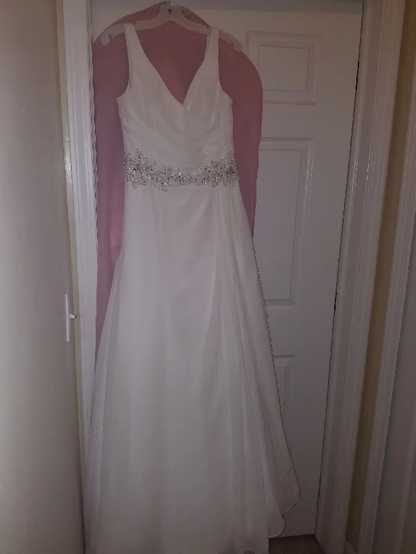Amazing Deals David's Bridal 10043128