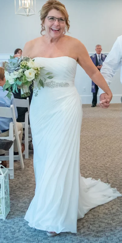 Stock Clearance David's Bridal 10020532