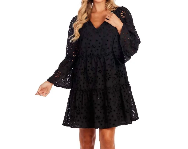Savings Bonanza Meredith Eyelet Dress In Black