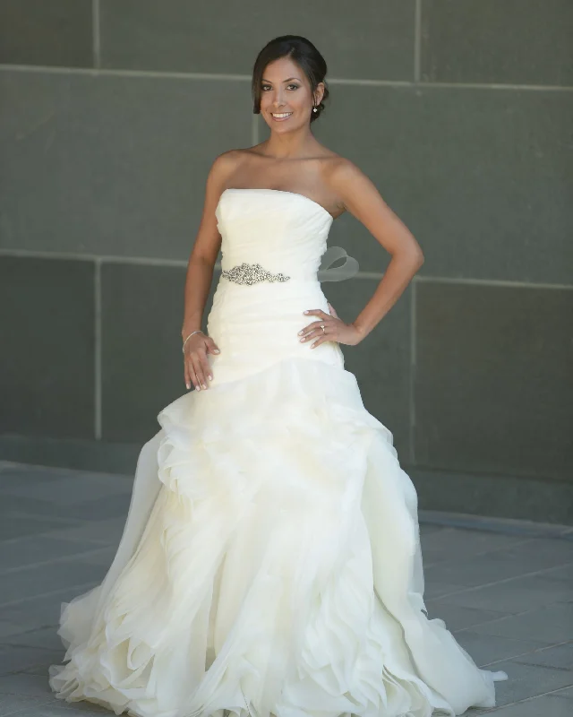Price Drop Vera Wang VW351011