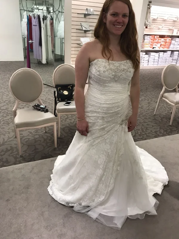 Limited Time Offer David's Bridal 10030300