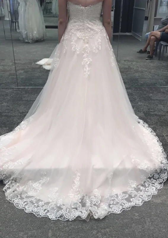 Steals and Deals David's Bridal 12010161