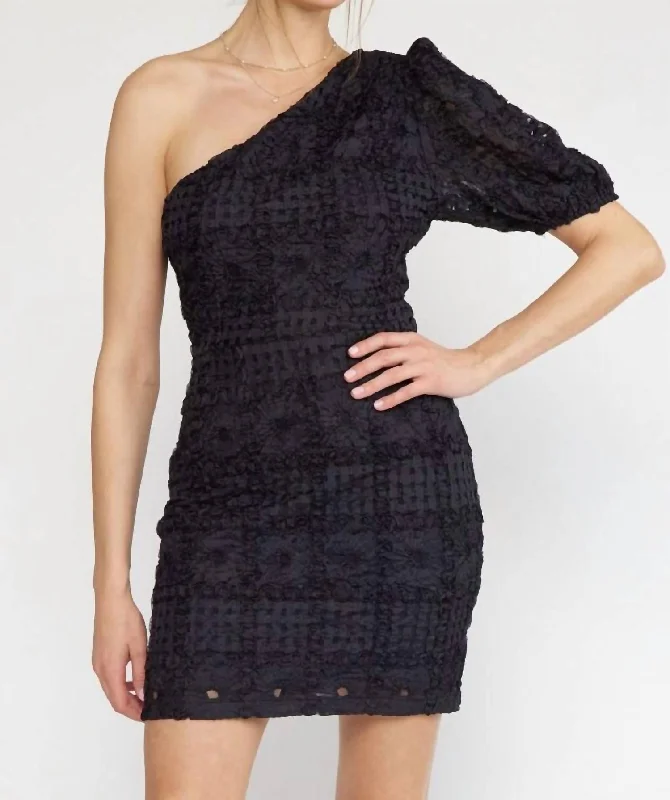 Deep Discounts Floral Textured Mini Dress In Black