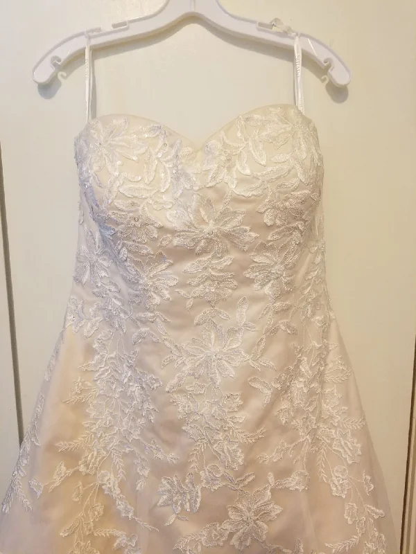 Seasonal Clearance David's Bridal 10043090