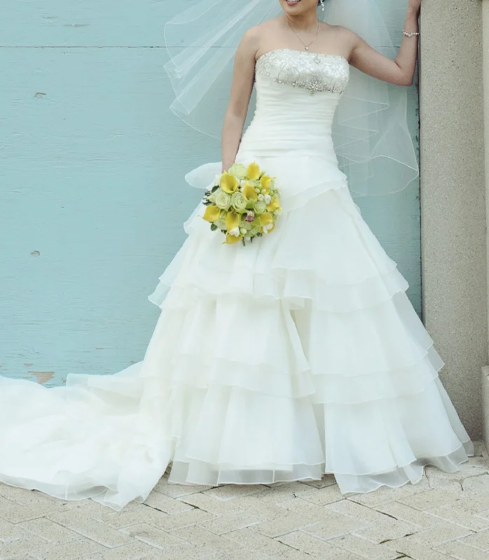 New Deals Other Organza ballgown with Swarovski crystals