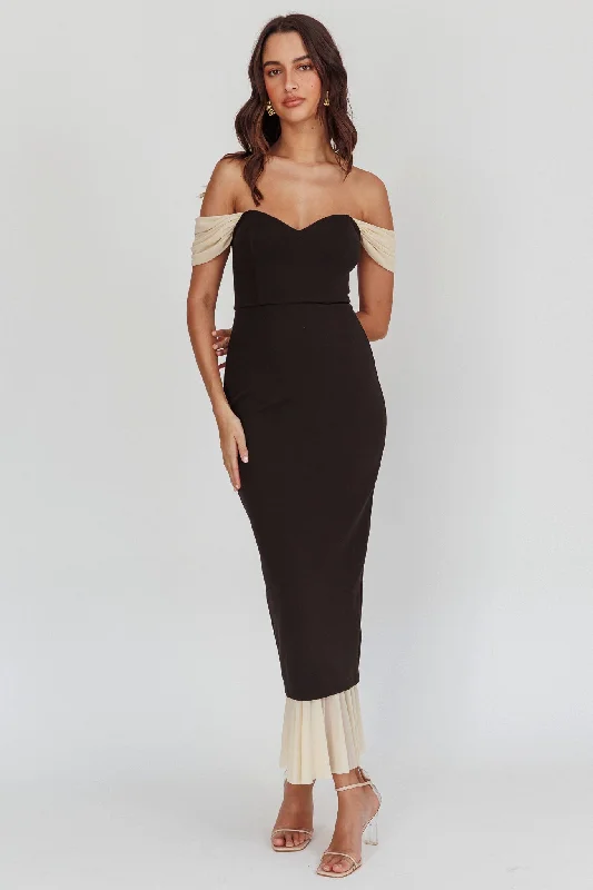 Value Deals Freesia Off Shoulder Bodycon Maxi Dress Black
