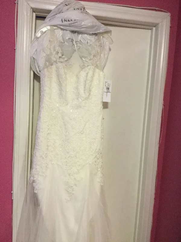 YEAR-End Clearance David's Bridal 10020584