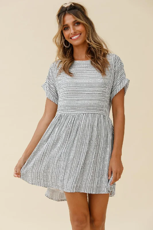 Price Reduction Susie Rolled Sleeve Crew Neck Swing Dress Stripe Pattern Black