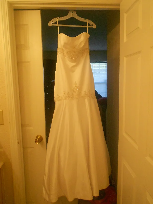 Final Markdown Mori Lee Mori Lee Blu Size 10