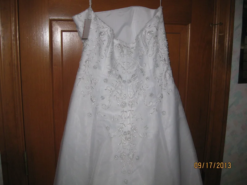 Markdowns David's Bridal 1004-1778 Tulle Cap Slv Org SD