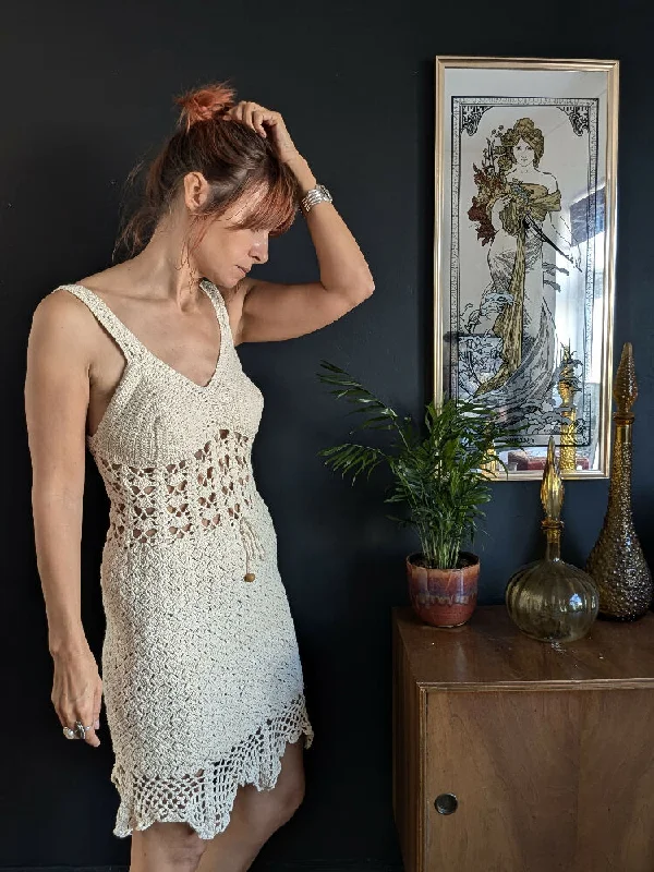 Big Discounts Vintage 1960’s cream crochet dress