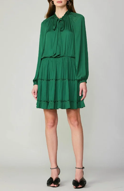 Deep Discounts High Neck Tiered Dress In Emerald Green
