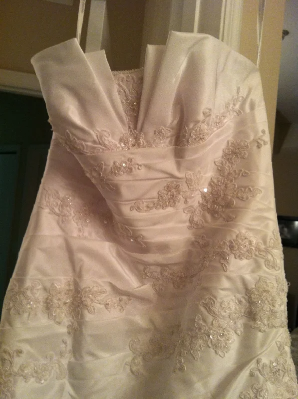 Value Deals David's Bridal N/A