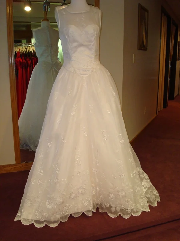 Hot Deal Other Amy Lee Bridal